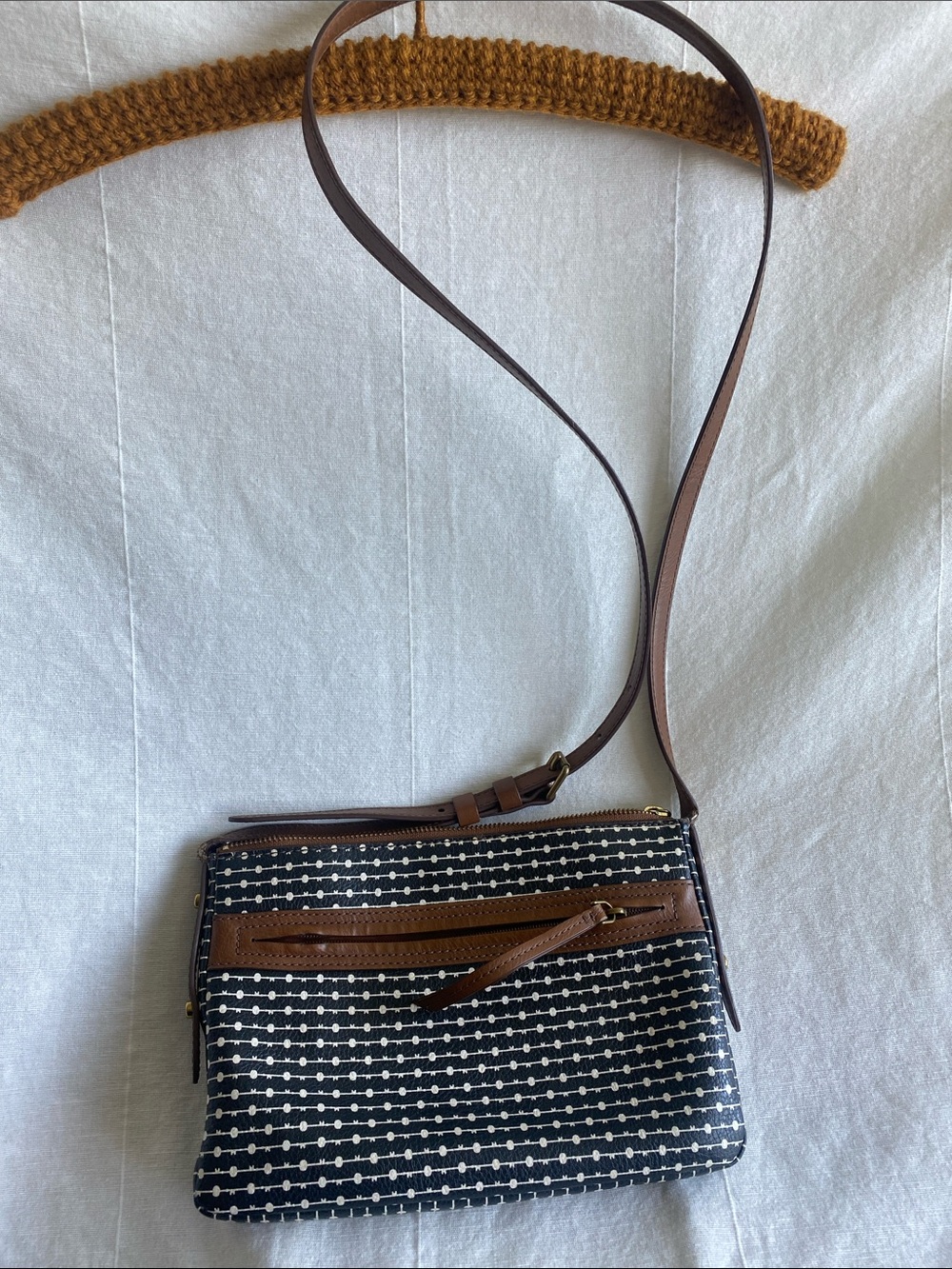 Fossil Brown & Black Pattern Crossbody Bag - Unbranded - Picture 2 of 5